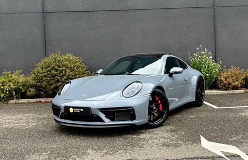 Porsche 992