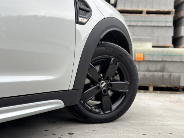 MINI COOPER COUNTRYMAN – Image 9