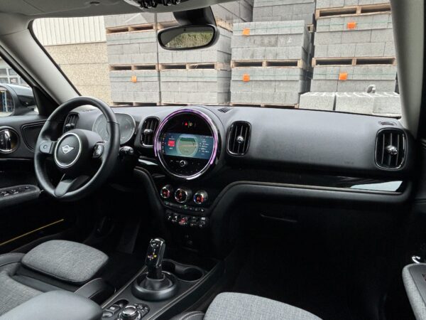 MINI COOPER COUNTRYMAN – Image 12