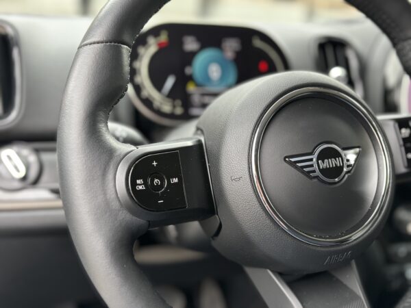 MINI COOPER COUNTRYMAN – Image 30