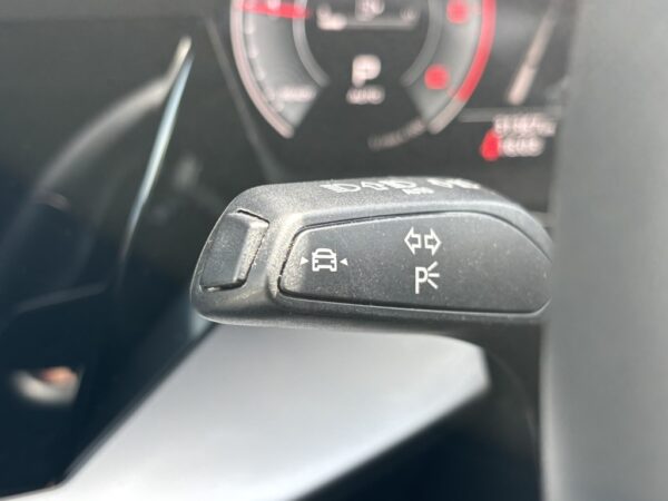 AUDI A3 BERLINE 35 TDI S-LINE – Image 25