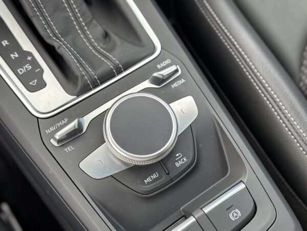 AUDI Q2 30 TDI S-LINE S-TRONIC – Image 20