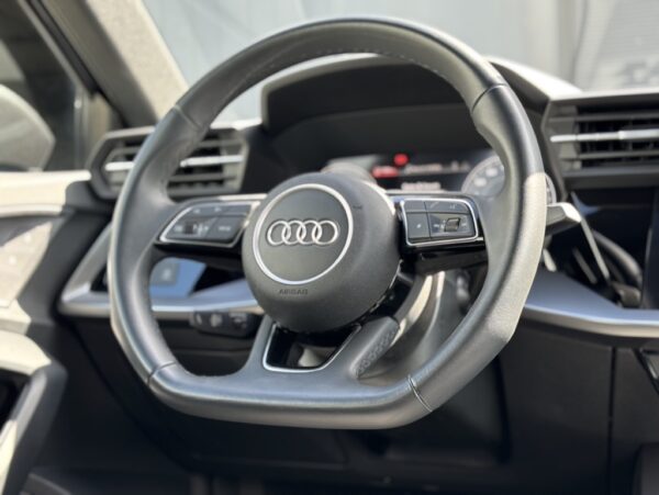 AUDI A3 BERLINE 35 TDI S-LINE – Image 11
