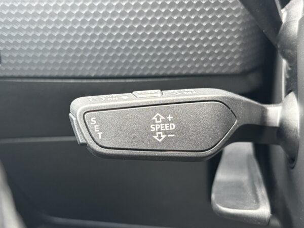 AUDI A1 SPORTBACK S-LINE – Image 11
